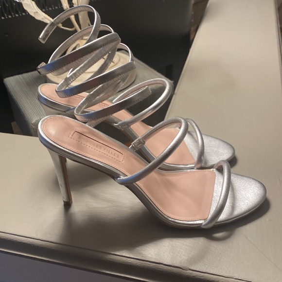 Avec Les Filles heels - Picture 7 of 13